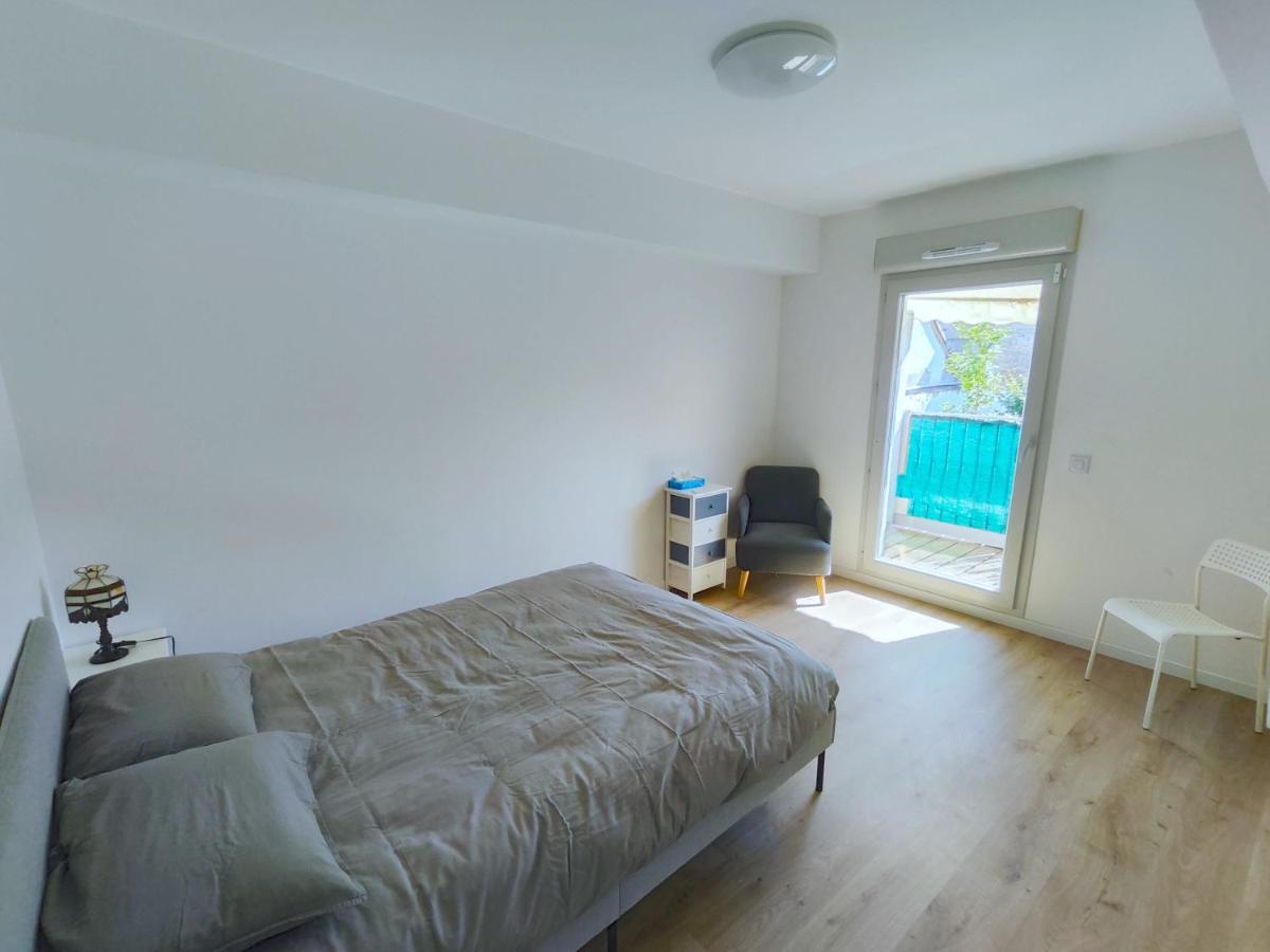 Cozy Sunshine Apartment With Balcony 4 Persons Max Ивры-Сур-Сеине Экстерьер фото
